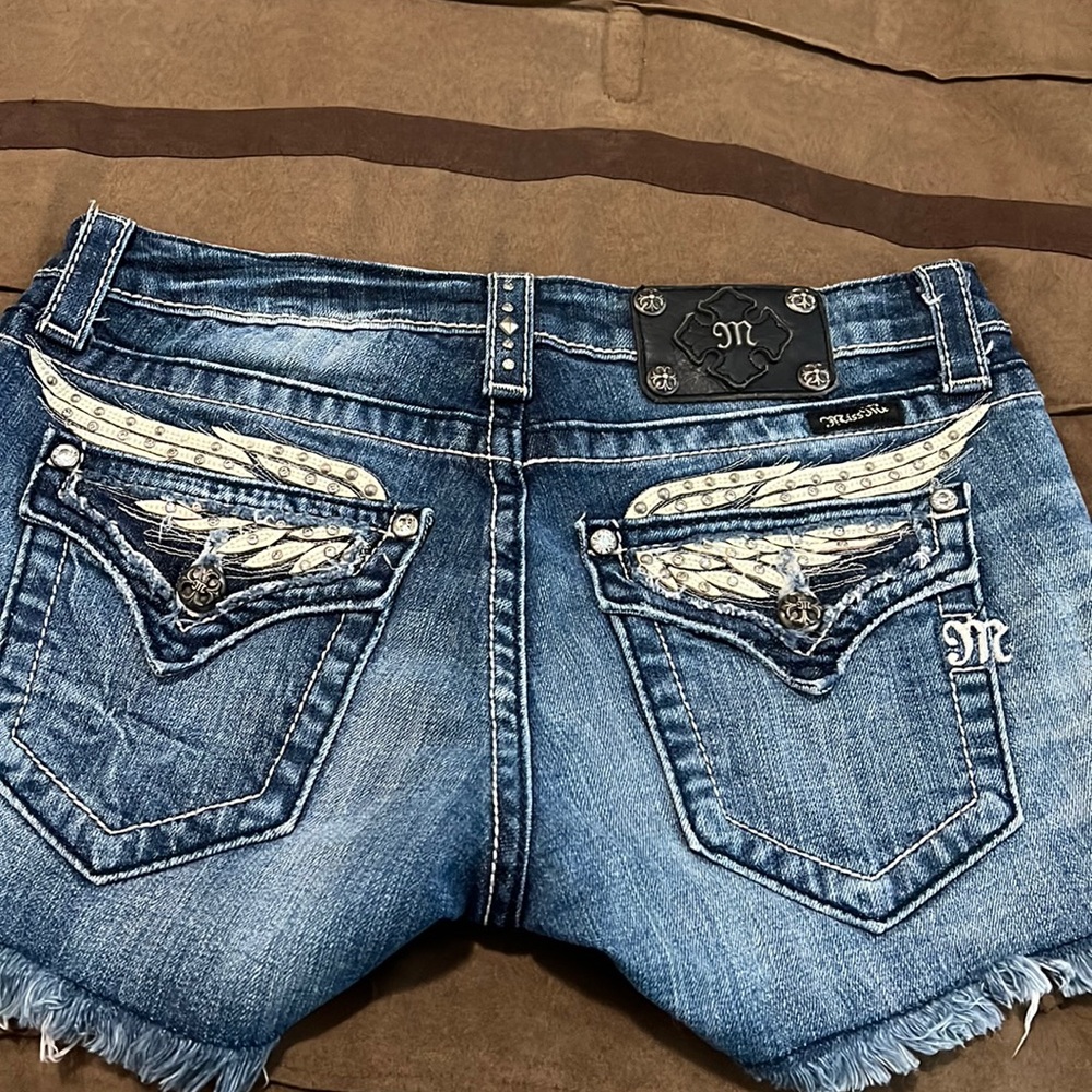 Beautiful miss me jeans shorts on a couple times